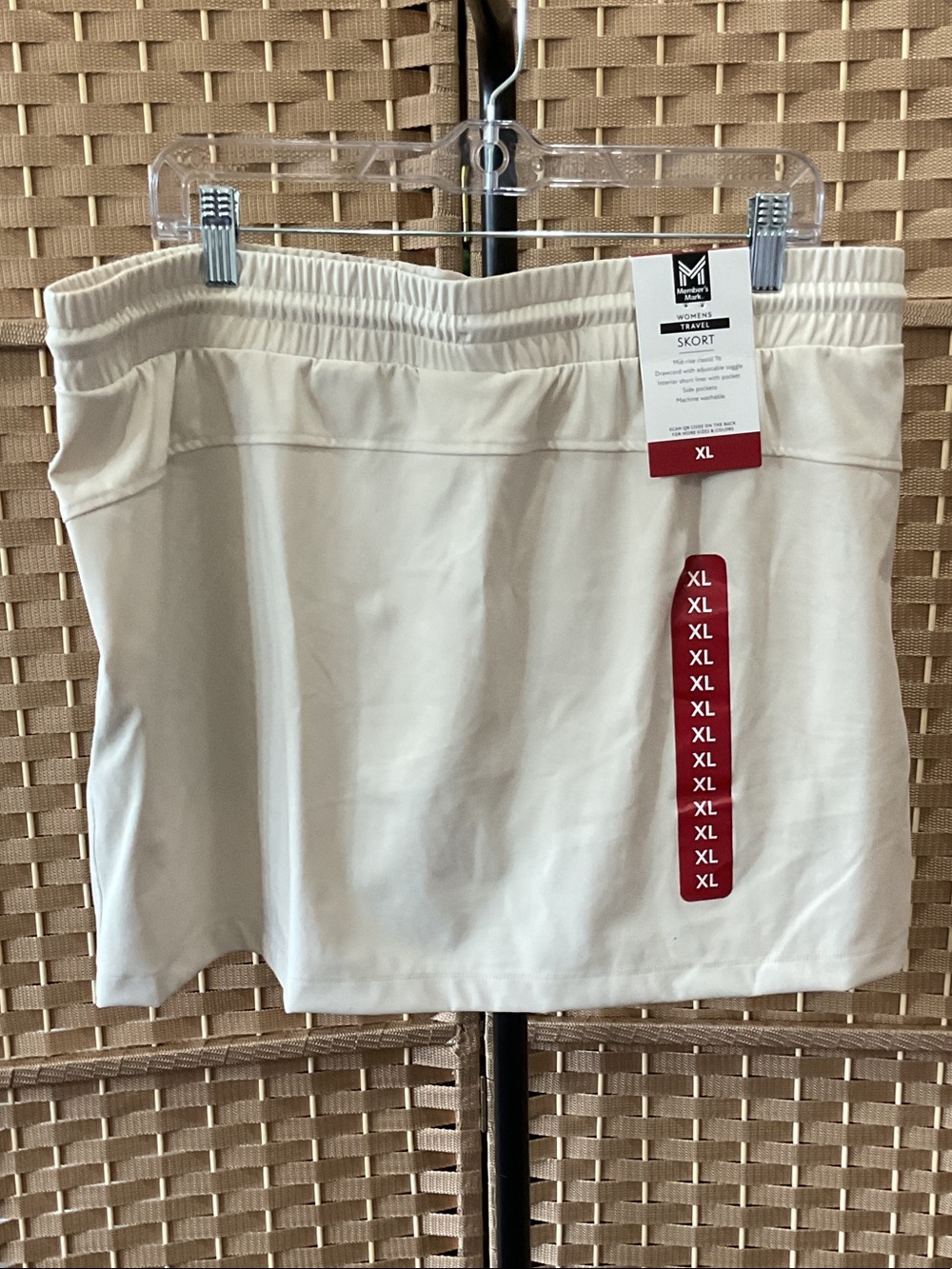 GAP Outdoor Voices Members Mark Outfit-Cream Skort, Pink Tank, Multi Linen Top - Picture 7 of 10